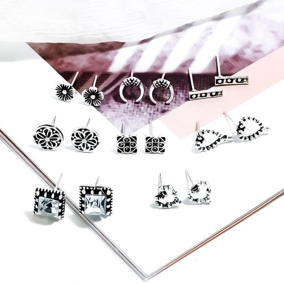 ⚜️[𝟯/$𝟮𝟴]⚜️8 Silver Crystal Earrings Set NEW - Picture 2 of 8